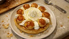 Torta Saint Honoré fatta in casa: crema, bignè e sfoglia croccante passo passo