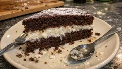 Torta versata cioccolato e cocco: effetto a strati facile, senza assemblaggi